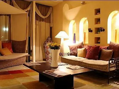 Villa Royale Montsouris Paris France