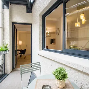  Apartment Boulbonne France