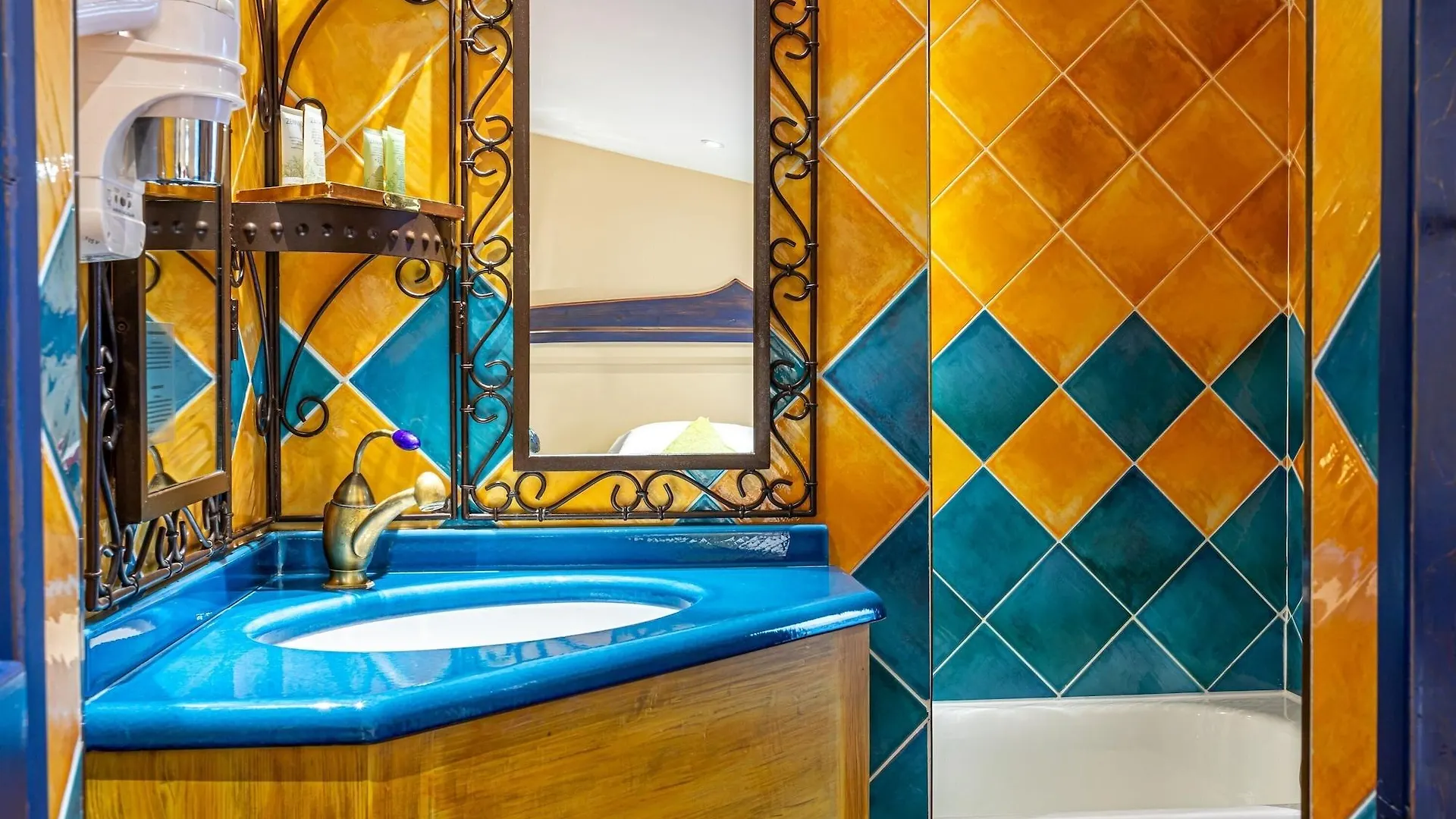 Villa Royale Montsouris Paris 3*,  Frankreich