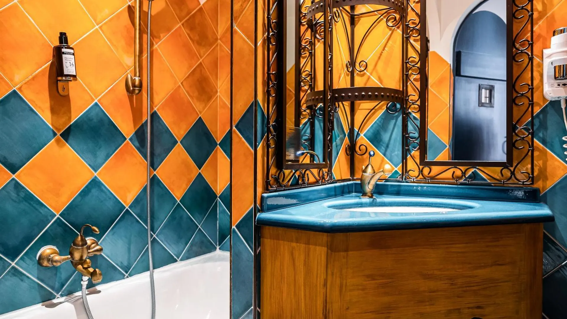 Hotel Villa Royale Montsouris Paris
