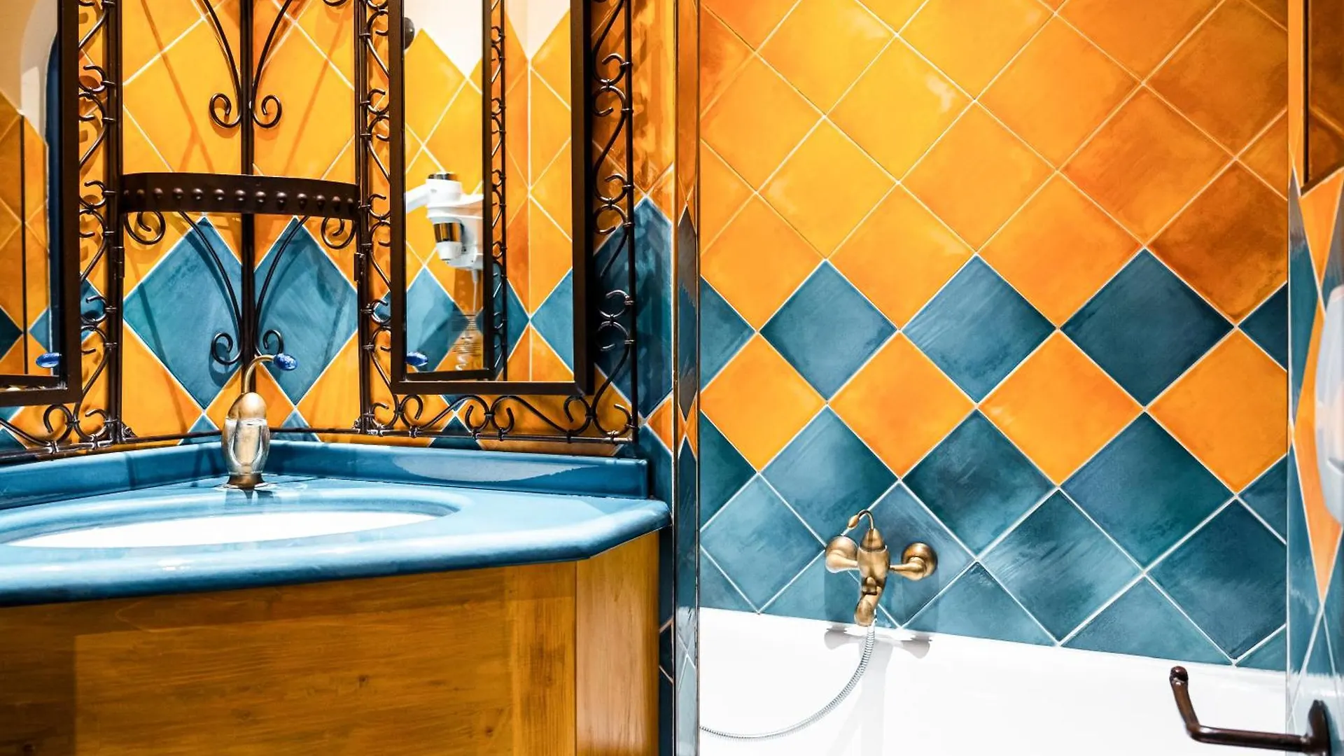 *** Hotel Villa Royale Montsouris Paris Frankreich