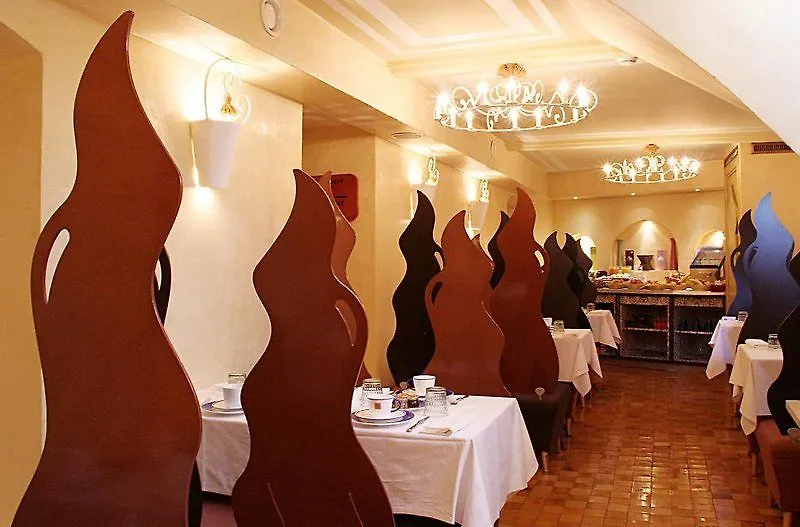 *** Hotel Villa Royale Montsouris Paris Frankreich