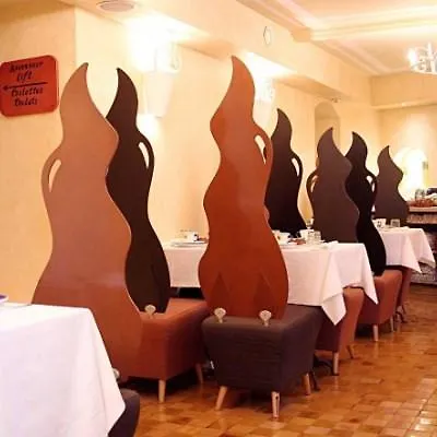 Villa Royale Montsouris Paris Hotel